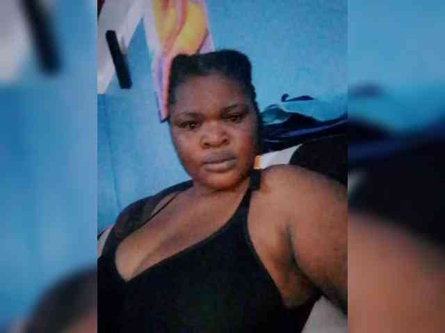 CreamyClit webcam