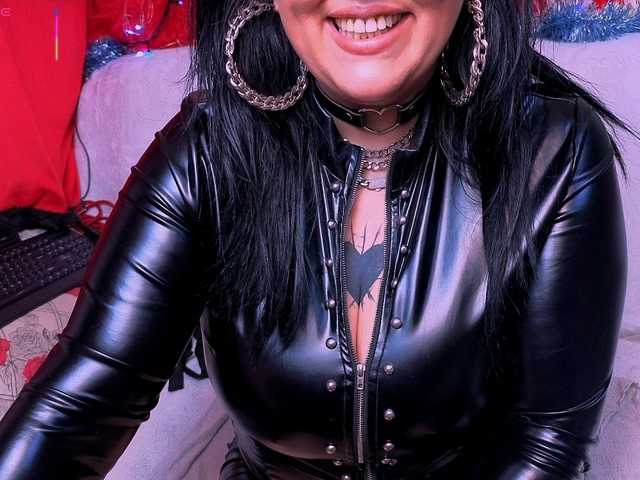 Nastywoman4u's BongaCams show and profile