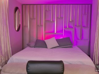 AmaiaHaywood Porn Show