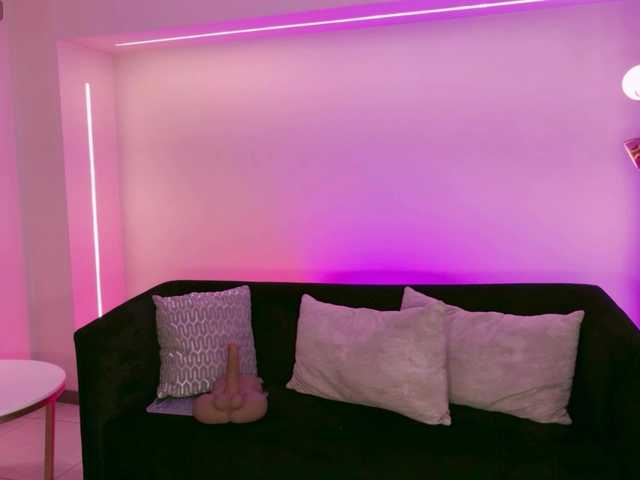 AmaiaHaywood's BongaCams show and profile