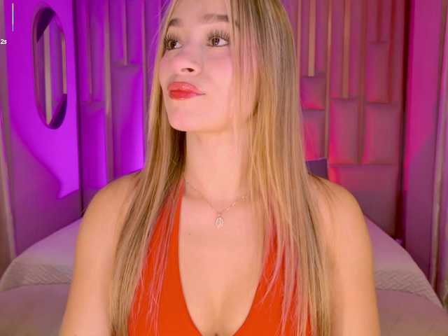 AmaiaHaywood's BongaCams show and profile