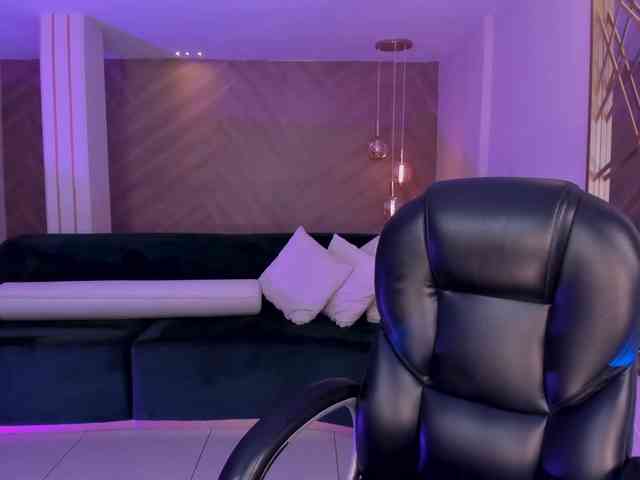 AmaiaHaywood AmaiaHaywood