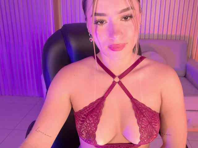 AmaiaHaywood webcam