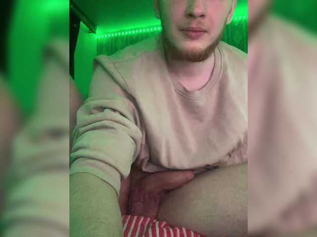 go to chat with SluttyLex