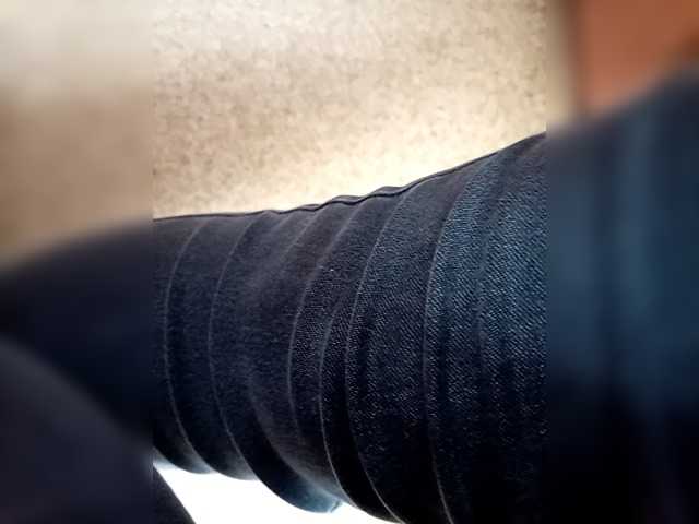 Molii-Molii35's BongaCams show and profile