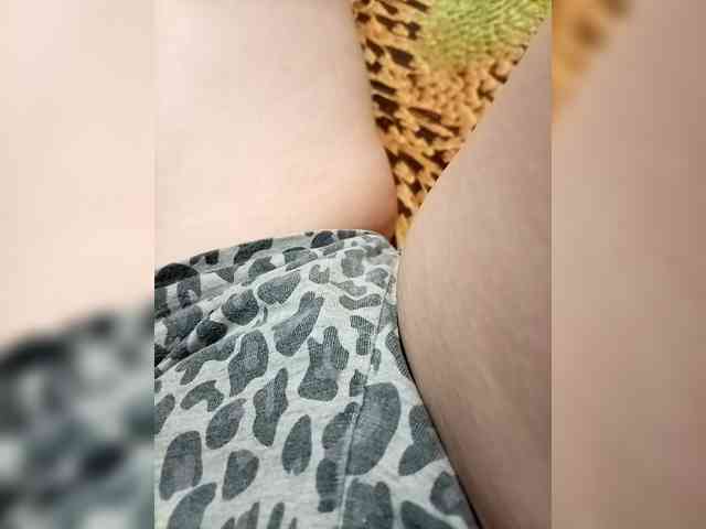 Molii-Molii35 webcam