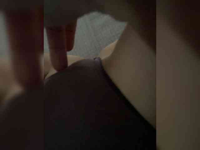 Molii-Molii35 webcam