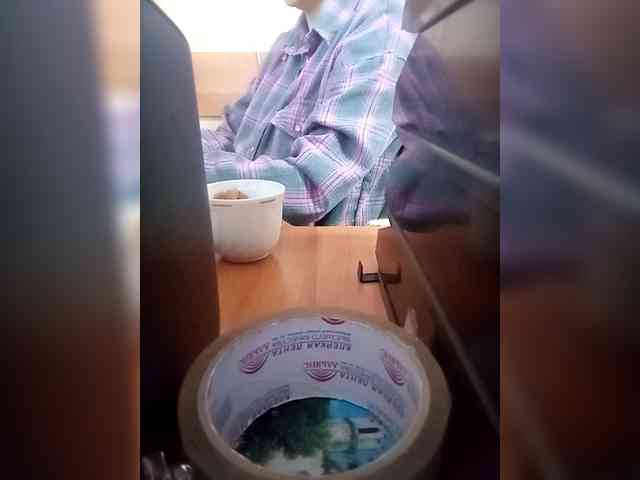 Molii-Molii35 webcam