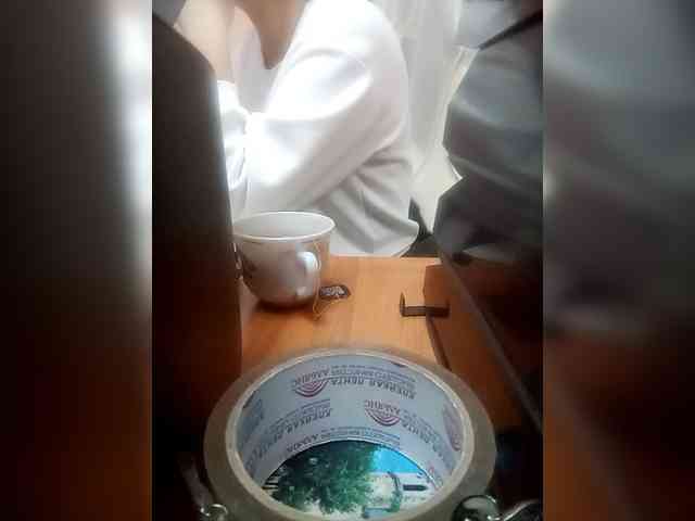 Molii-Molii35 webcam