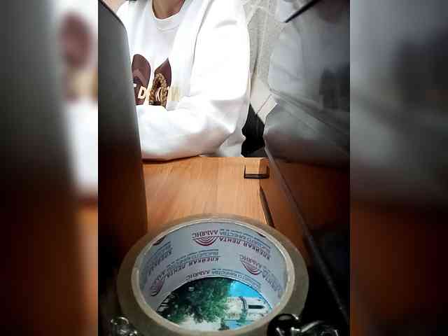 Molii-Molii35 webcam