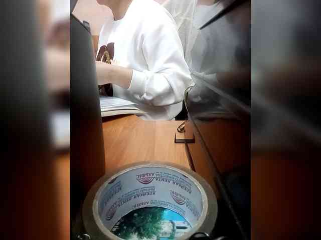 Molii-Molii35 webcam