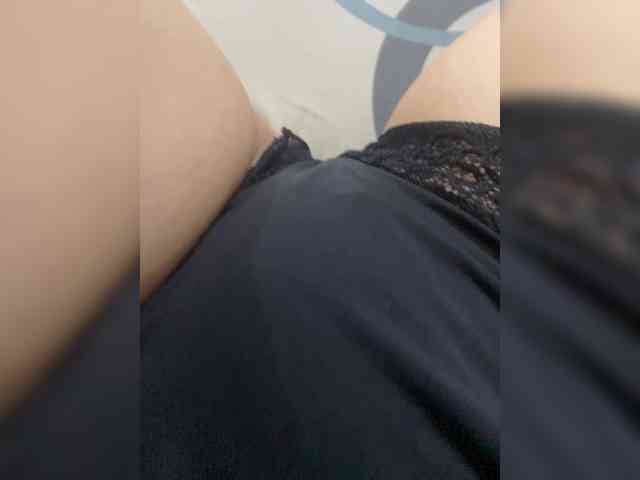 Molii-Molii35 webcam