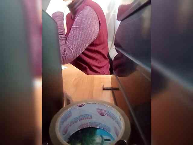 Molii-Molii35 webcam