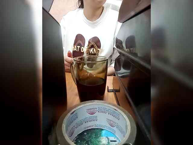 Molii-Molii35 webcam