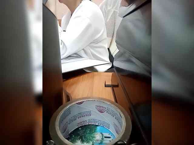 Molii-Molii35 webcam