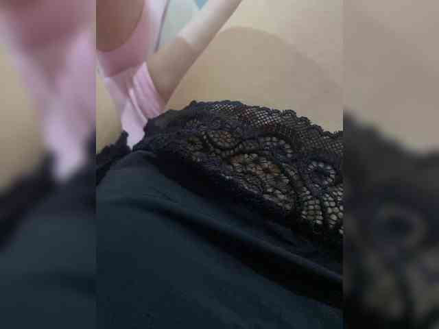 Molii-Molii35 webcam