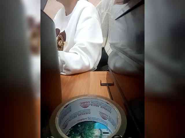 Molii-Molii35 webcam