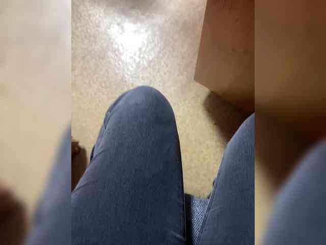 Molii-Molii35 webcam