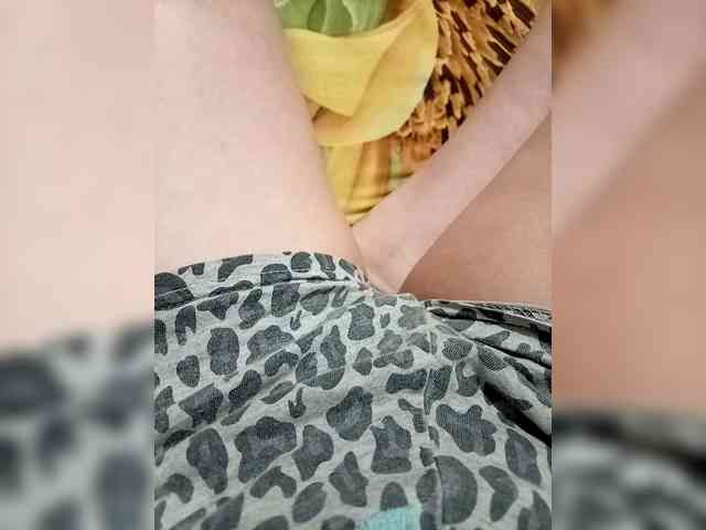 Molii-Molii35 webcam