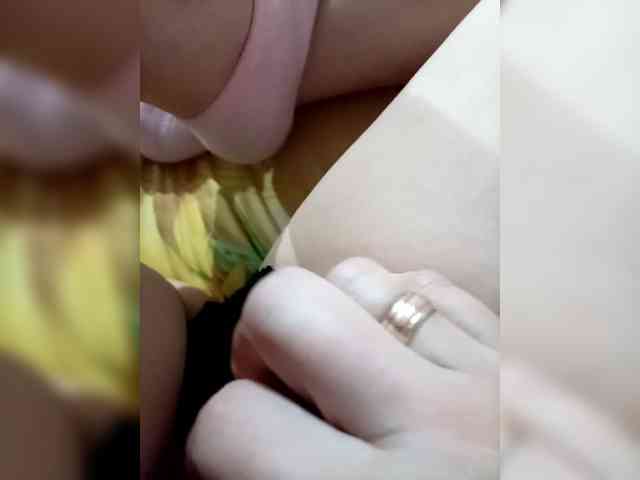 Molii-Molii35 webcam