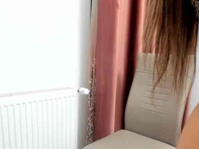 LadyLyanna25 webcam