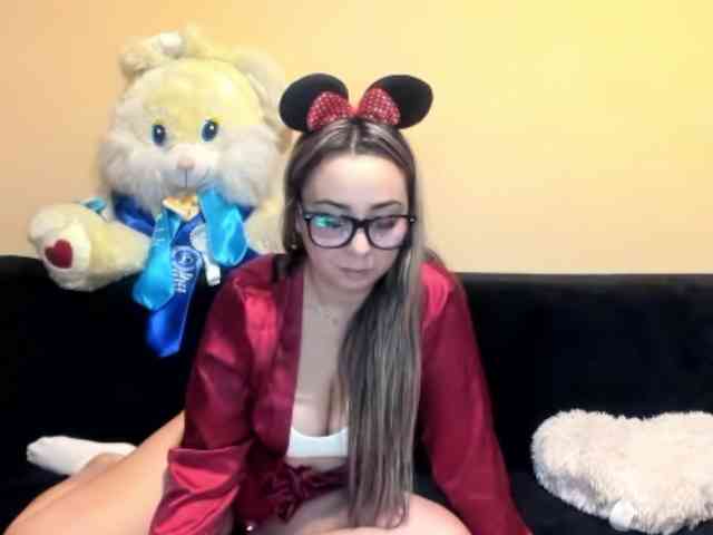 LadyLyanna25 webcam