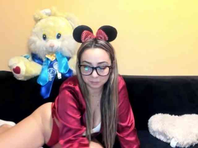 LadyLyanna25 webcam