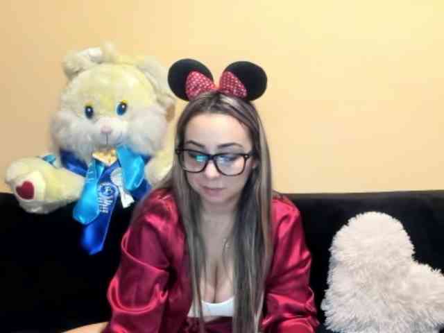 LadyLyanna25 webcam