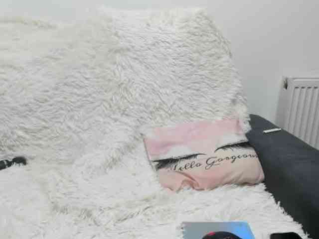 LadyLyanna25 webcam