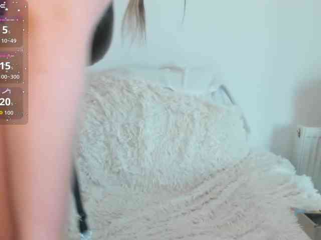 LadyLyanna25 webcam