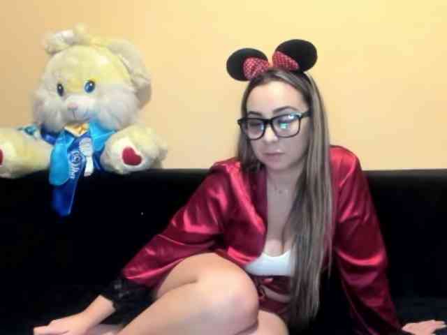 LadyLyanna25 webcam