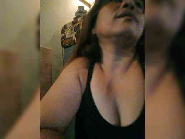 Zhaneee webcam