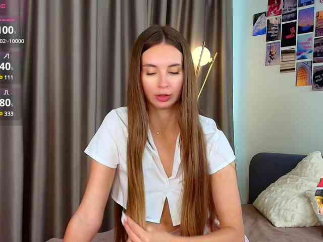 MiyaEvan webcam