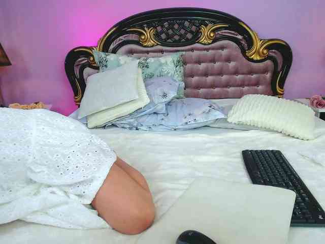 MyaJenson webcam