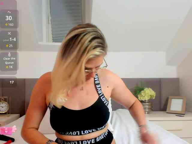 AshleySun webcam