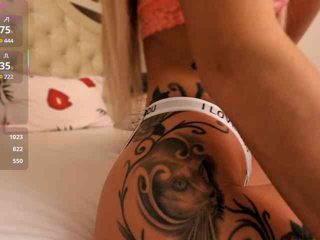 RagazzaaBella webcam