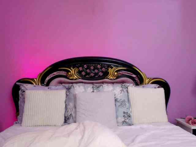 SoniaSummers webcam