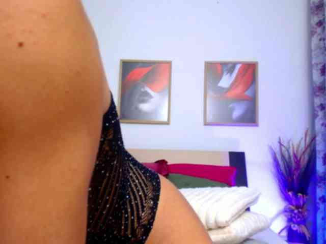 MiaBloom webcam