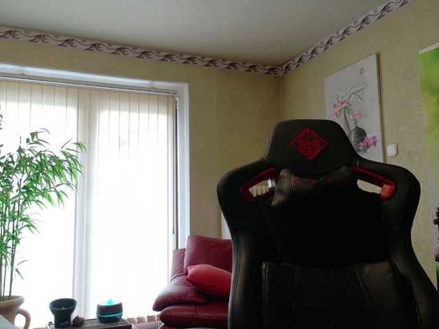 AngelikaMore's BongaCams show and profile