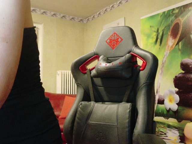 AngelikaMore's BongaCams show and profile