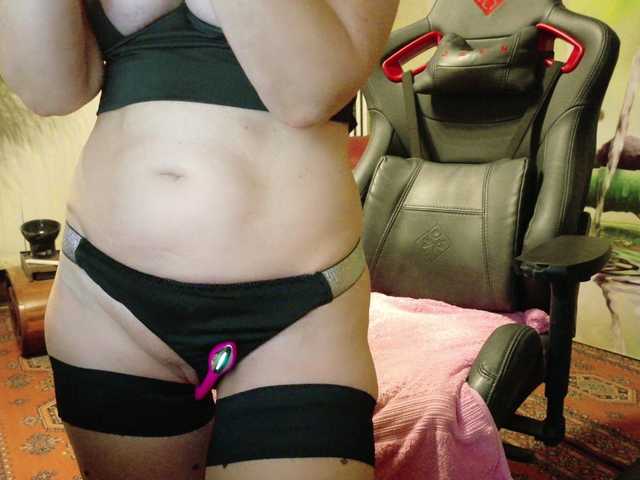 AngelikaMore's BongaCams show and profile