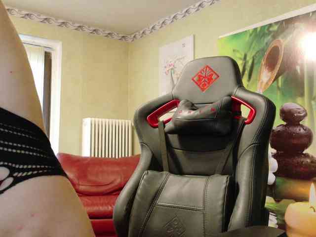 AngelikaMore webcam