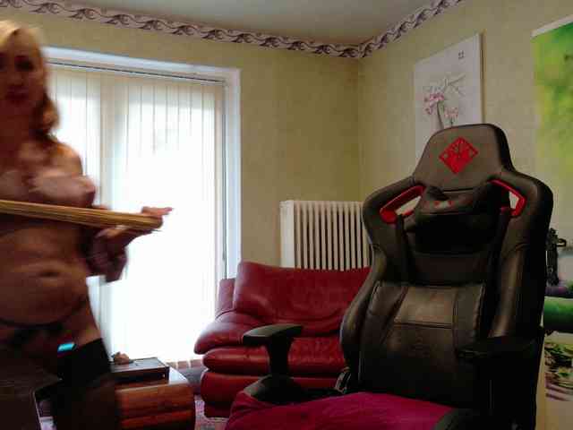 AngelikaMore webcam
