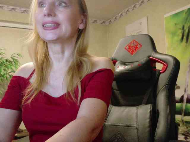 AngelikaMore webcam
