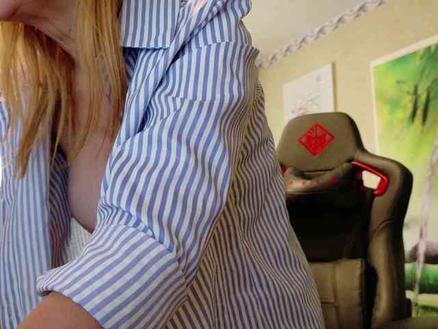 AngelikaMore webcam