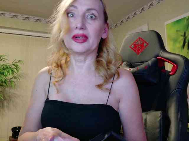 AngelikaMore webcam