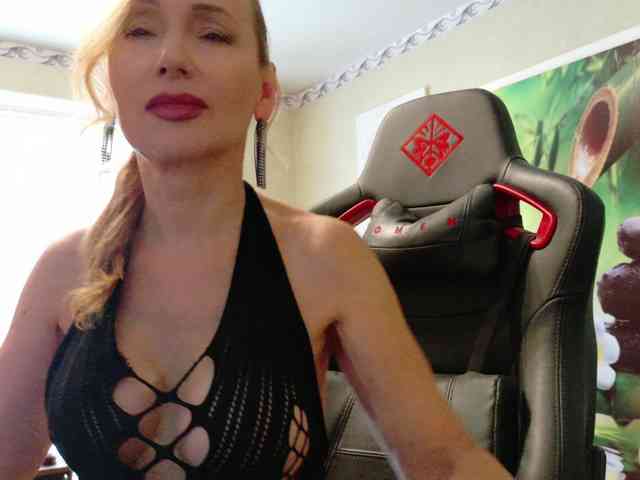 AngelikaMore webcam