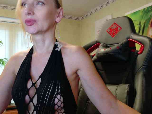 AngelikaMore webcam