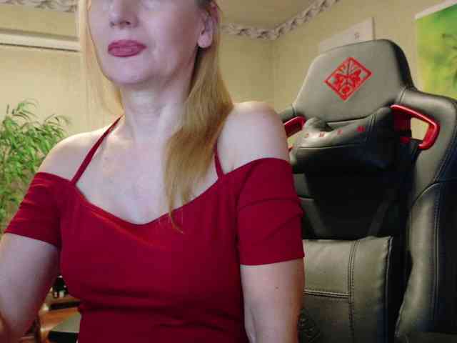 AngelikaMore webcam