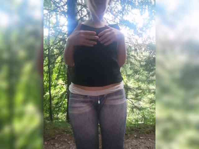 AngelikaMore webcam